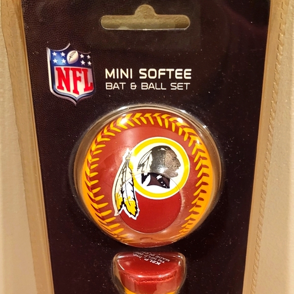 Washington Redskins Softee Mini Baseball Bat Ball Set Soft NFL Vintage Package - Picture 1 of 10